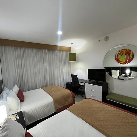 Hotel Mexico Plaza Irapuato Eksteriør billede