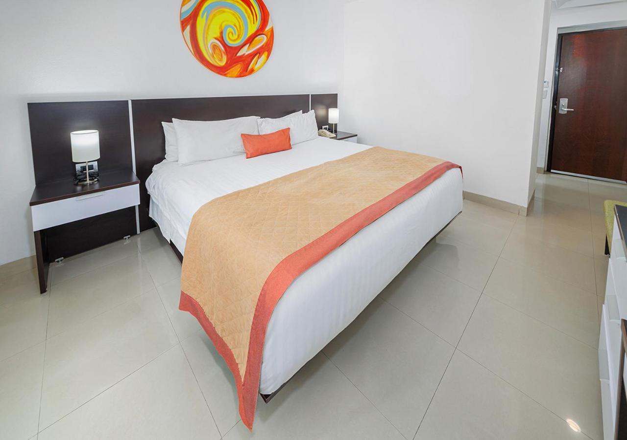 Hotel Mexico Plaza Irapuato Eksteriør billede